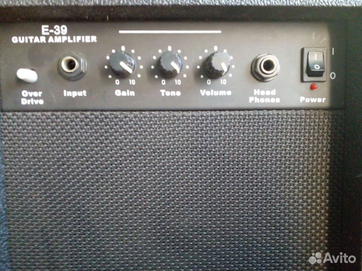 Комбоусилитель