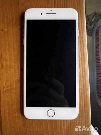 Телефон iPhone 8 plus