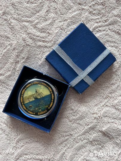 Зеркало карманное