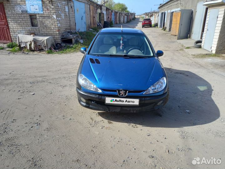 Peugeot 206 1.4 AT, 2003, 250 000 км