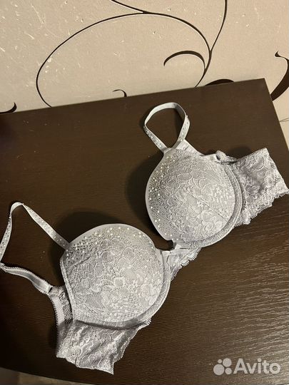 Бюстгальтеры новые victorias secrets
