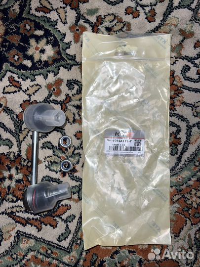 Стойка стабилизатора задняя левая Паджеро 4