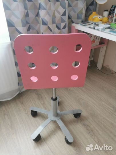 Компьютерный стул детский IKEA