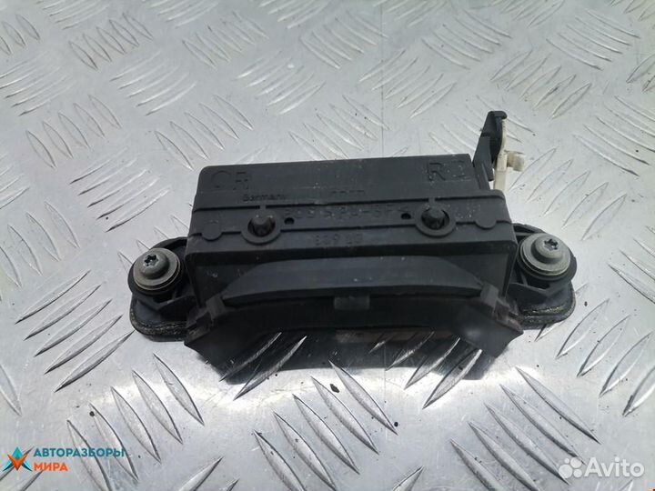 Ручка наружная задняя правая Audi A6 4A/C4 1995