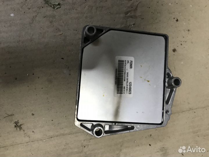 Блок управления двигателем на опель астра Н