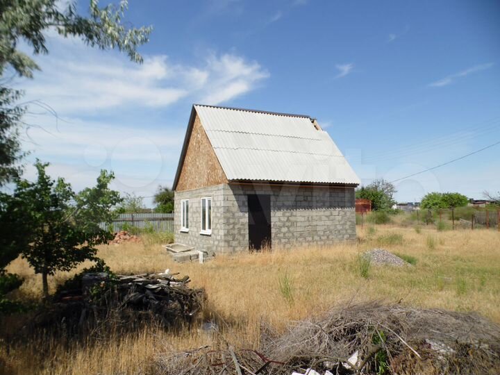 Дом 42 м² на участке 6,9 сот.