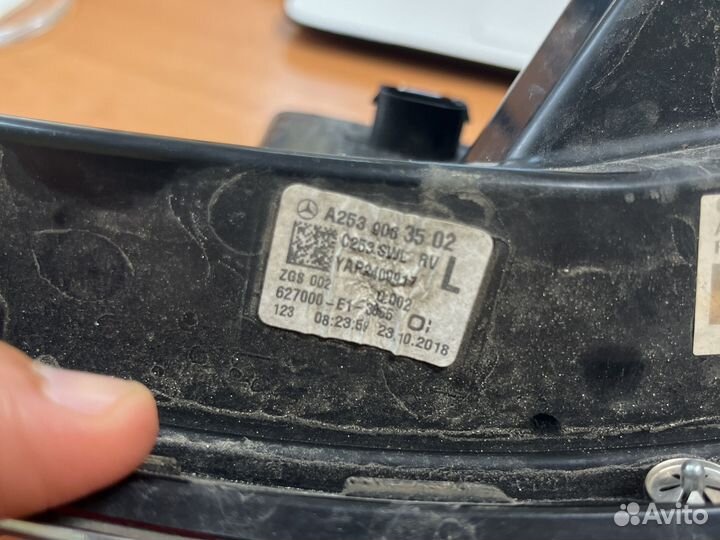 Фонарь задний левый mercedes glc