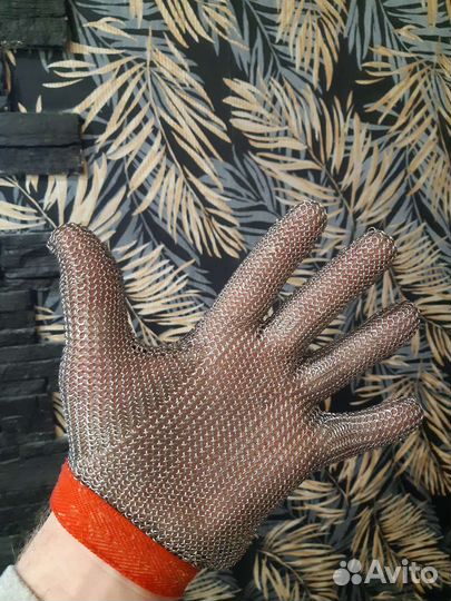 Кольчужная перчатка