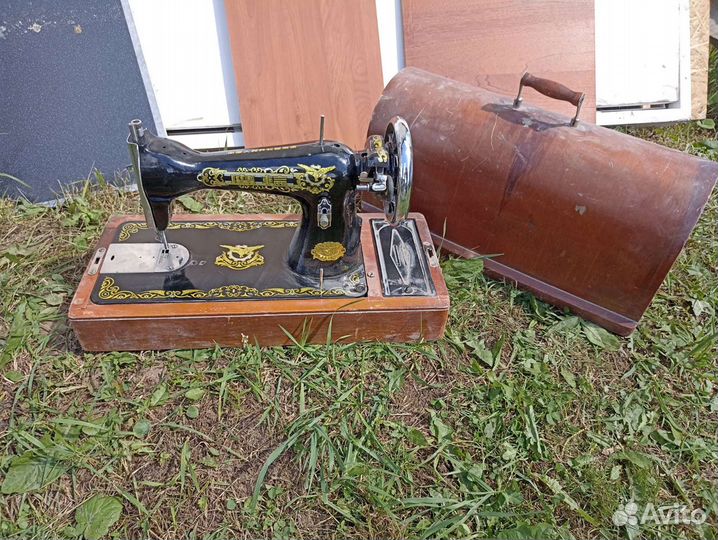 Швейная машинка бу ручная