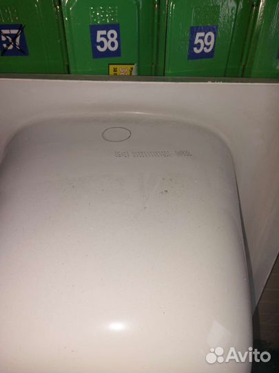 Акриловая ванна с чугунным каркасом