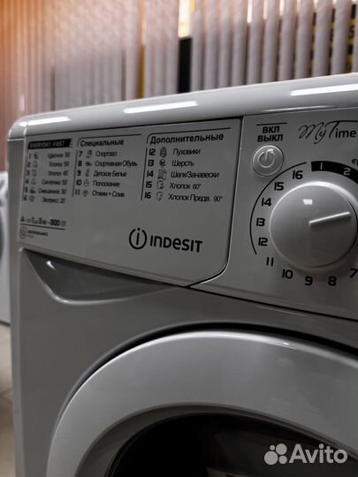 Стиральная машина indesit 5кг Новая