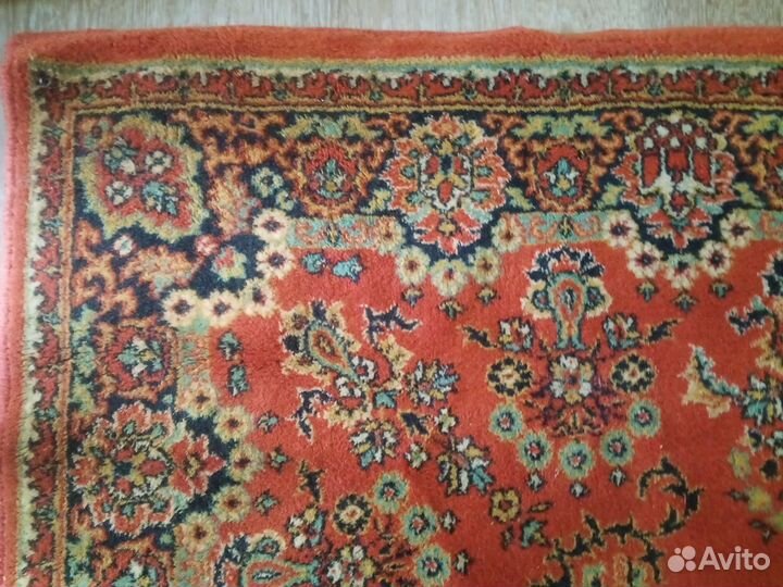 Ковер шерстяной