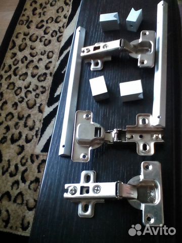 Продаю мебельную фурнитуру