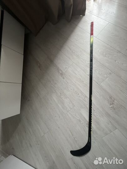 Продам хоккейную клюшку warrior alpha DX
