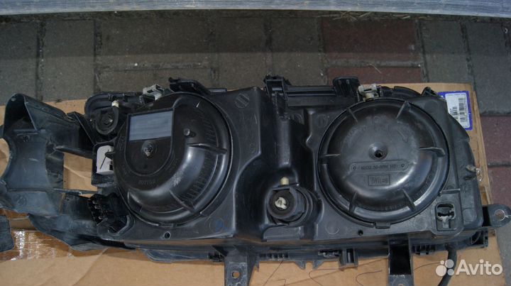 Фара левая Volvo S80