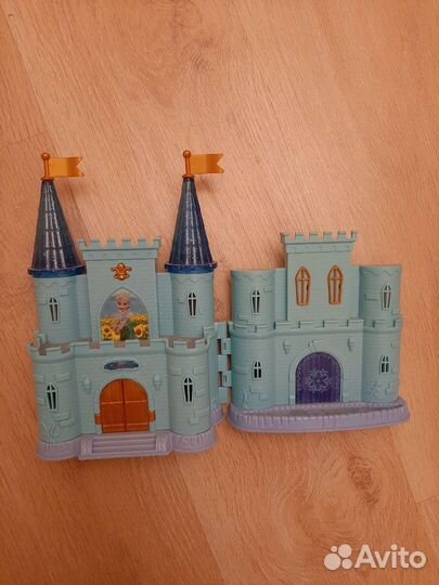 Игрушка Замок