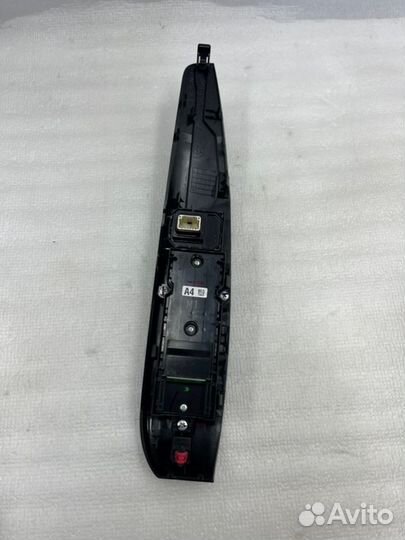 Накладка обшивки двери (дерево) передняя левая