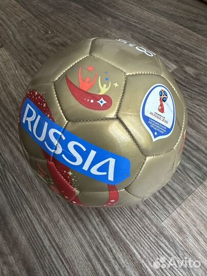 Футбольный мяч