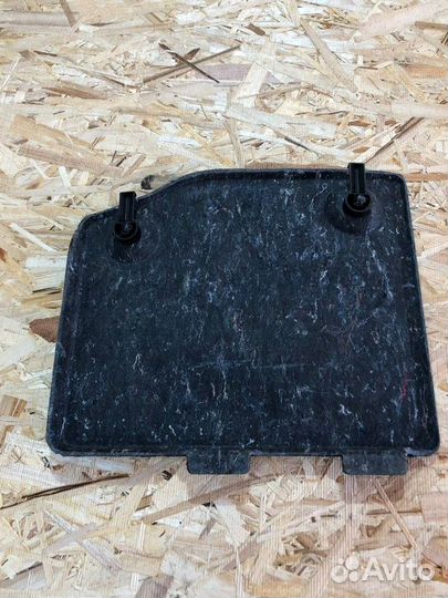 Обшивка багажника Mercedes E W211 M- двигатель: