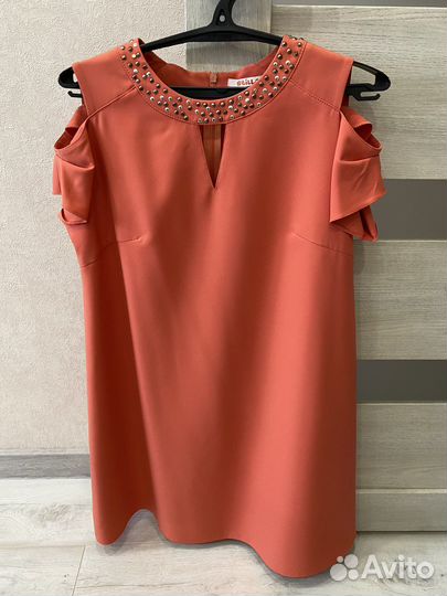 Женские вещи