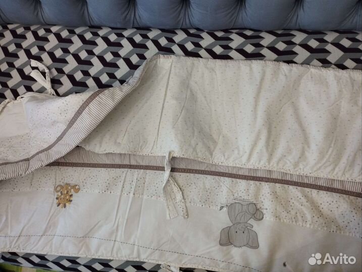 Бортики в детскую кроватку