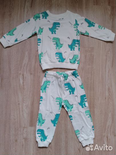 Костюм Zara новый