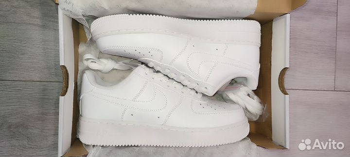 Кроссовки nike air force 1 белые