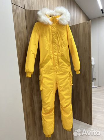 Горнолыжный комбинезон