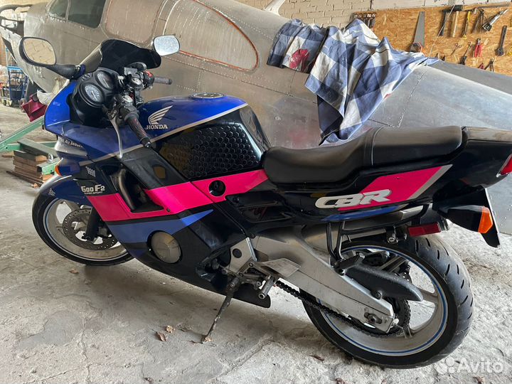 Honda CBR 600 f2