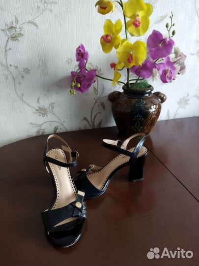 Босоножки женские 38 размер