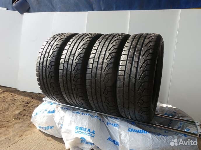 Pirelli Winter Sottozero 210 Serie II 225/45 R17