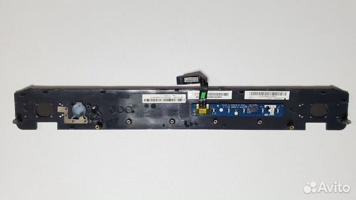 Молдинг топкейса ноутбука Lenovo IdeaPad Y570