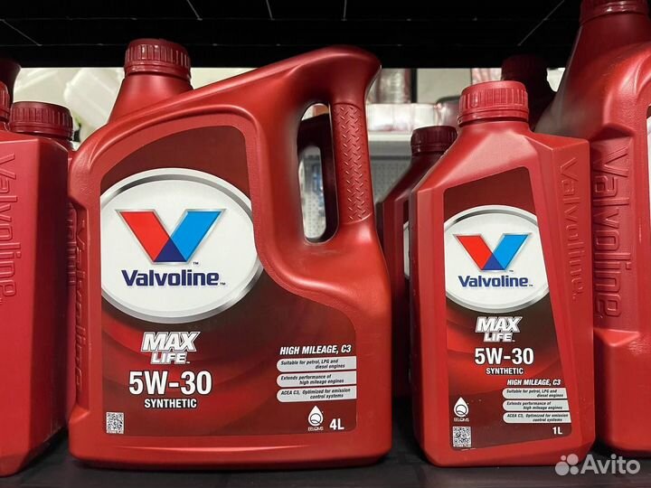 Valvoline maxlife c3. Valvoline MAXLIFE 5w40. Valvoline SYNPOWER Fe 5w-30. Volvo v40 Cross Country масло в ДВС. Масло 5/40 в Вольво s60 2.4 Валволин