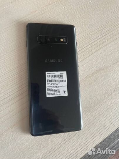 Samsung Galaxy S10+, 8/128 ГБ