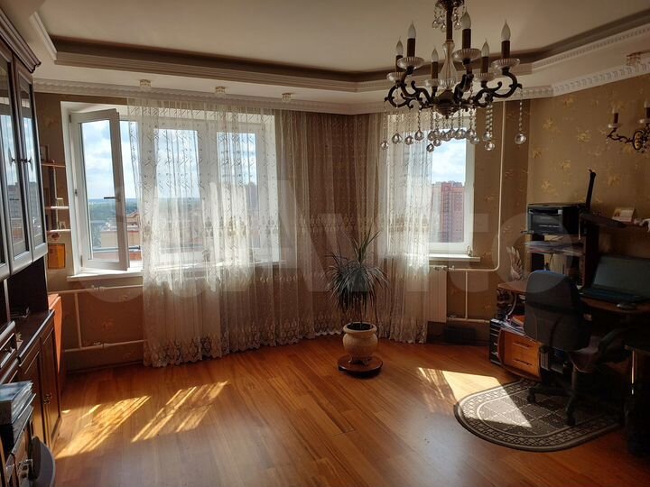 2-к. квартира, 68,3 м², 14/14 эт.