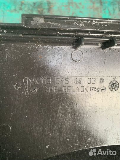 Крышка блока предохранителей mercedes W203 C class