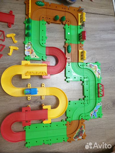 Конструктор железная дорога пластиковая
