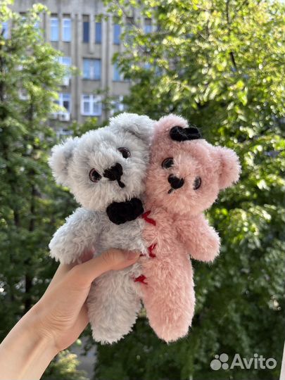 Вязаная игрушка Мишки