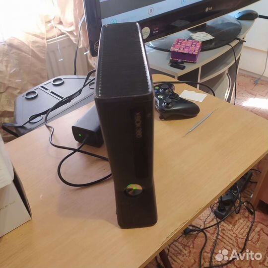 Xbox 360 500gb прошитый RGH 3.0 550игр