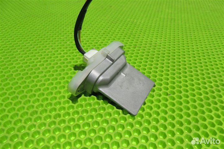 Реостат печки Nissan Serena FC26 MR20DD 2011