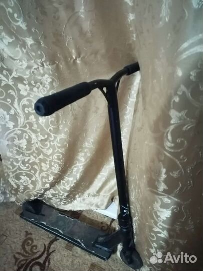 Трюковой самокат