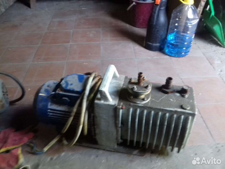 Вакуумный насос