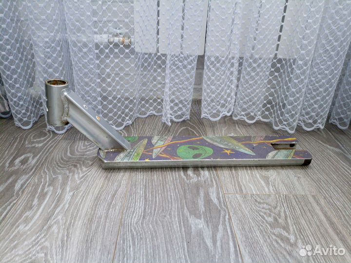 Дека для трюкового самоката стрит