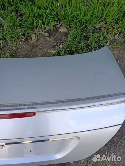 Крышка багажника Mercedes-Benz E-Class E320 W211