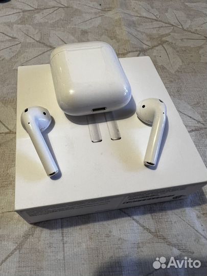 Наушники airrpods