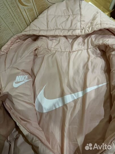 Пуховик Nike