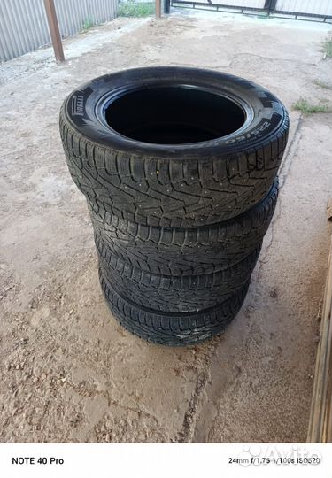 Pirelli Ice Zero 225/60 R17