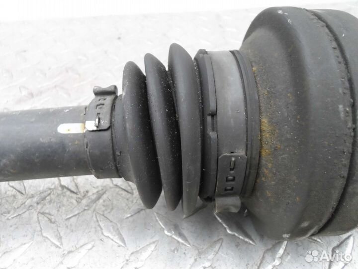 Полуось задняя правая Mercedes GL W164 A1643502510