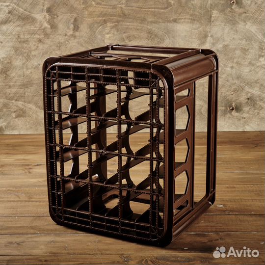 Пластиковый ящик для бутылок. Ящик под бутылку