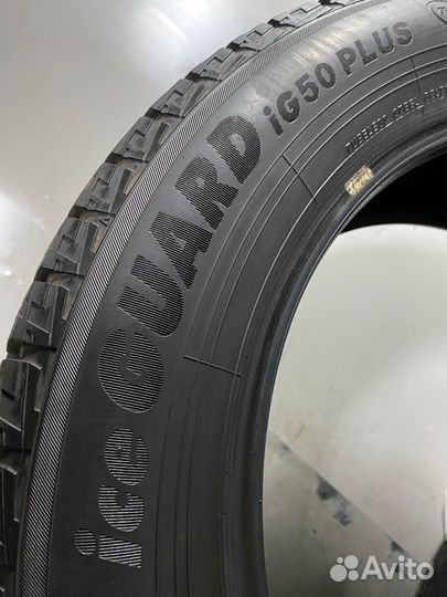 Yokohama Ice Guard IG50+ 215/60 R17